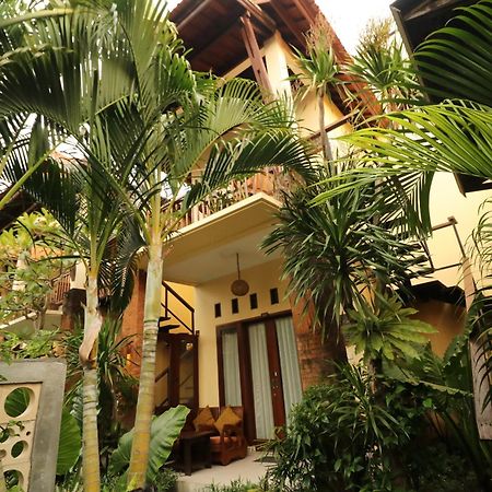 Mina Pelasa Hotel Legian  Exterior photo