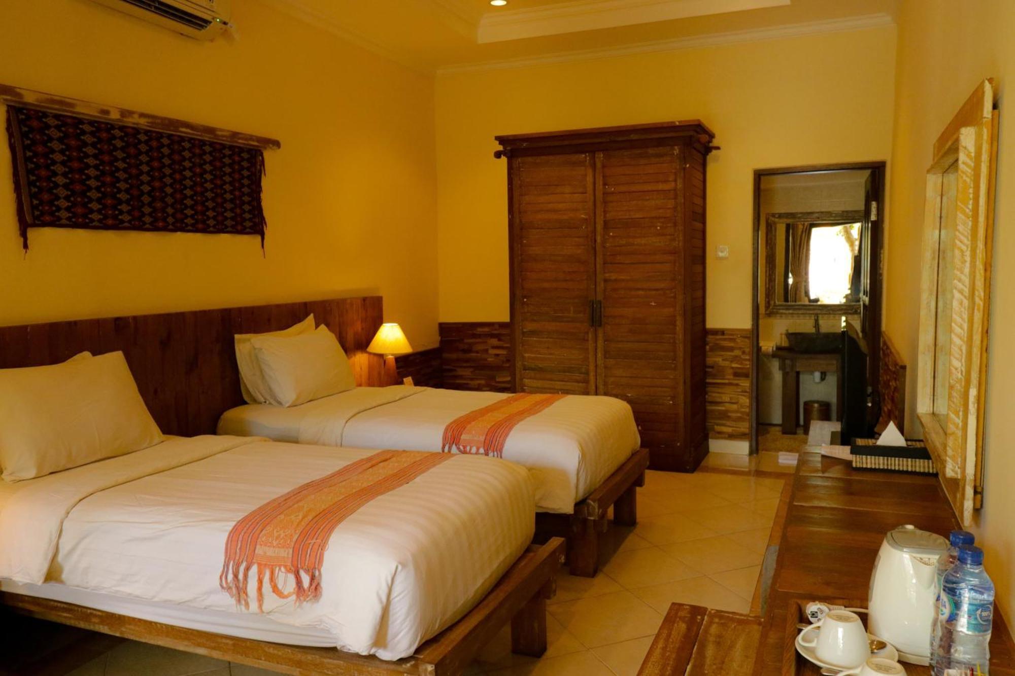 Mina Pelasa Hotel Legian  Exterior photo