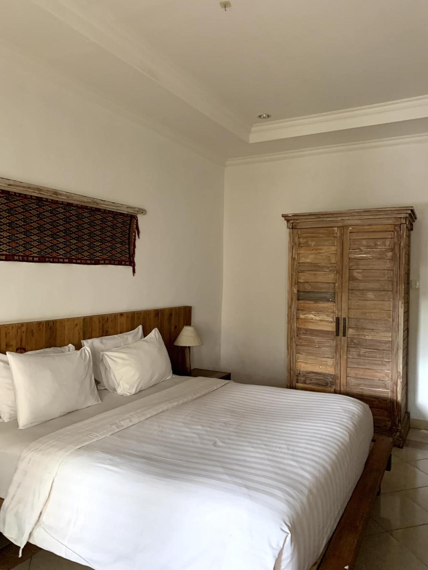 Mina Pelasa Hotel Legian  Exterior photo