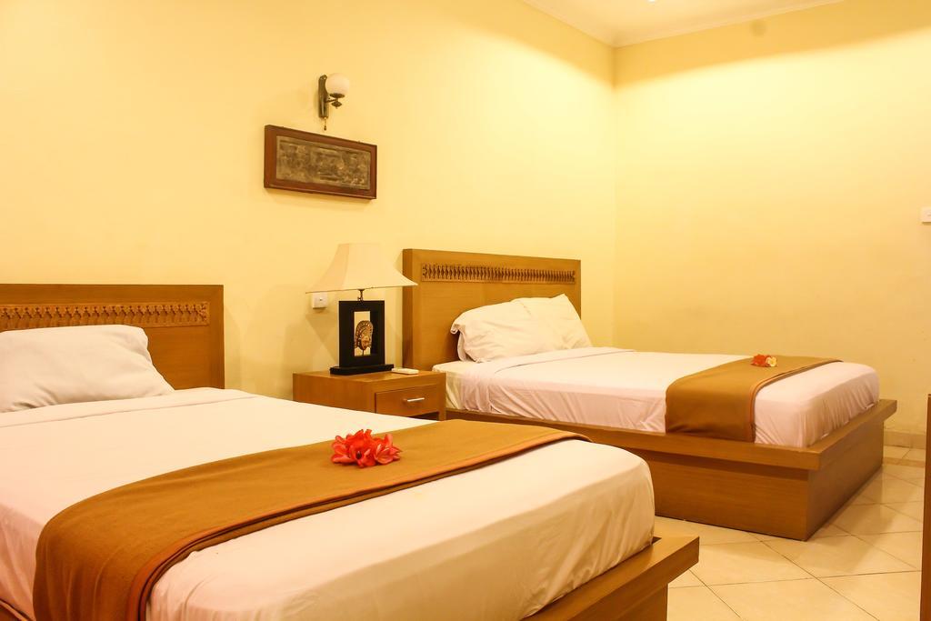Mina Pelasa Hotel Legian  Exterior photo